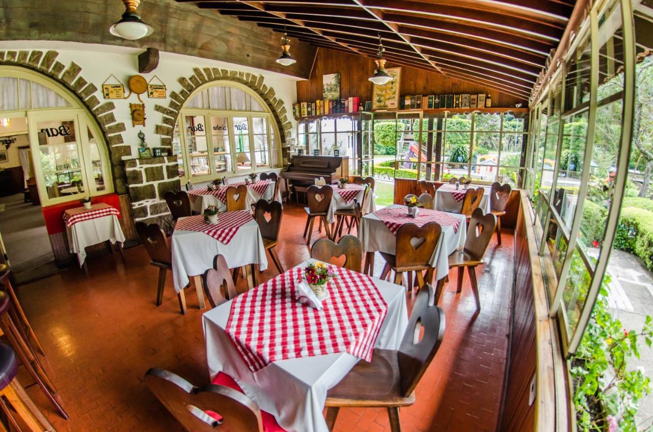 Hotel Bucsky Нова-Фрибургу Экстерьер фото